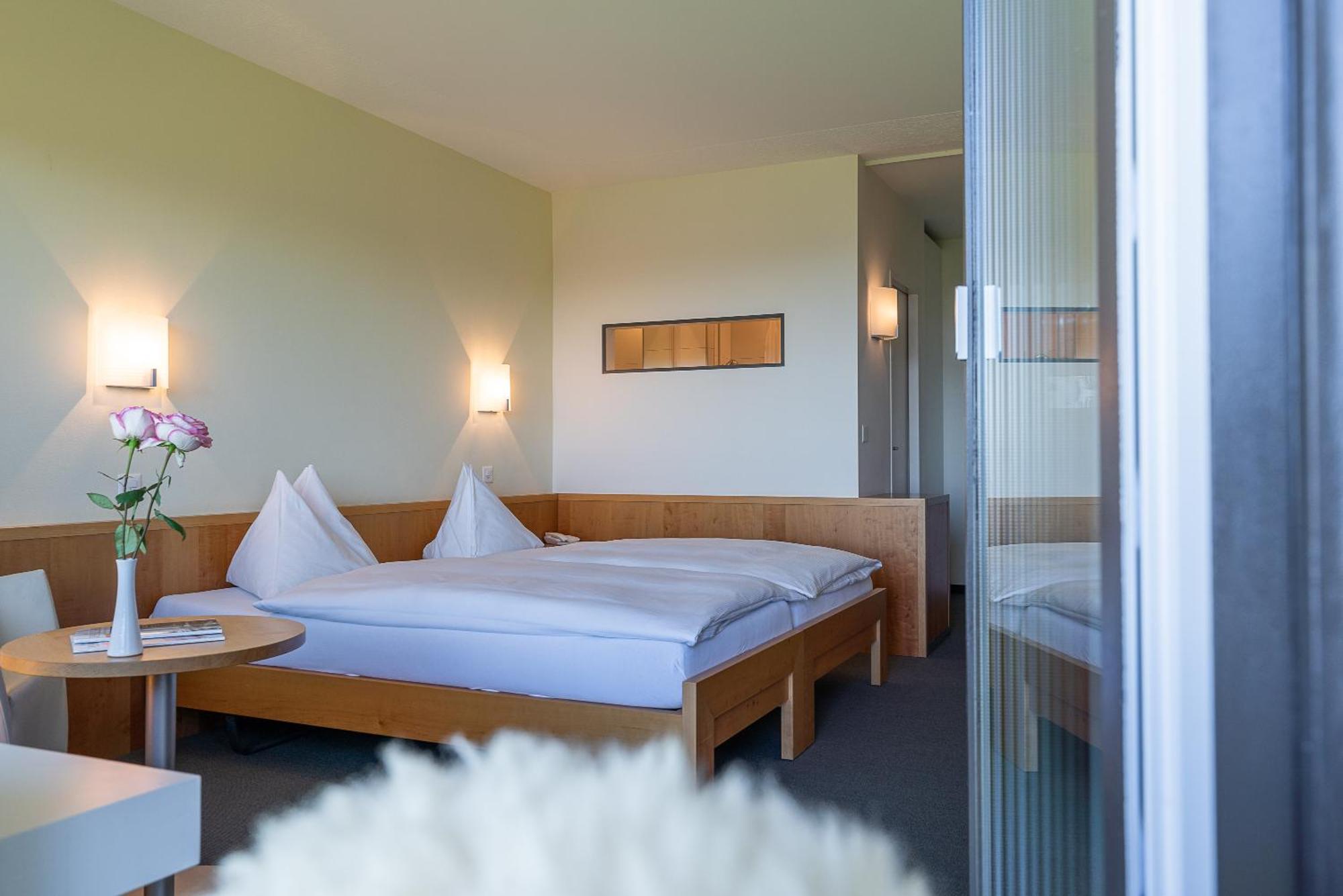 Hotel Bad Ramsach Läufelfingen Buitenkant foto